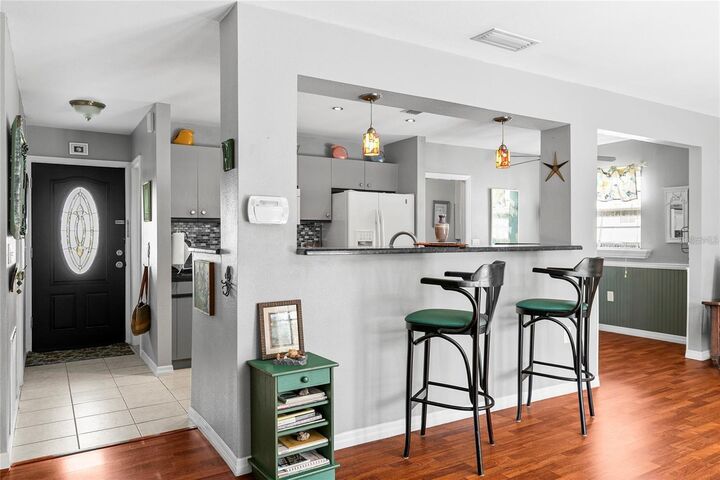 Property Photo: 1108 65th Avenue W FL 34207