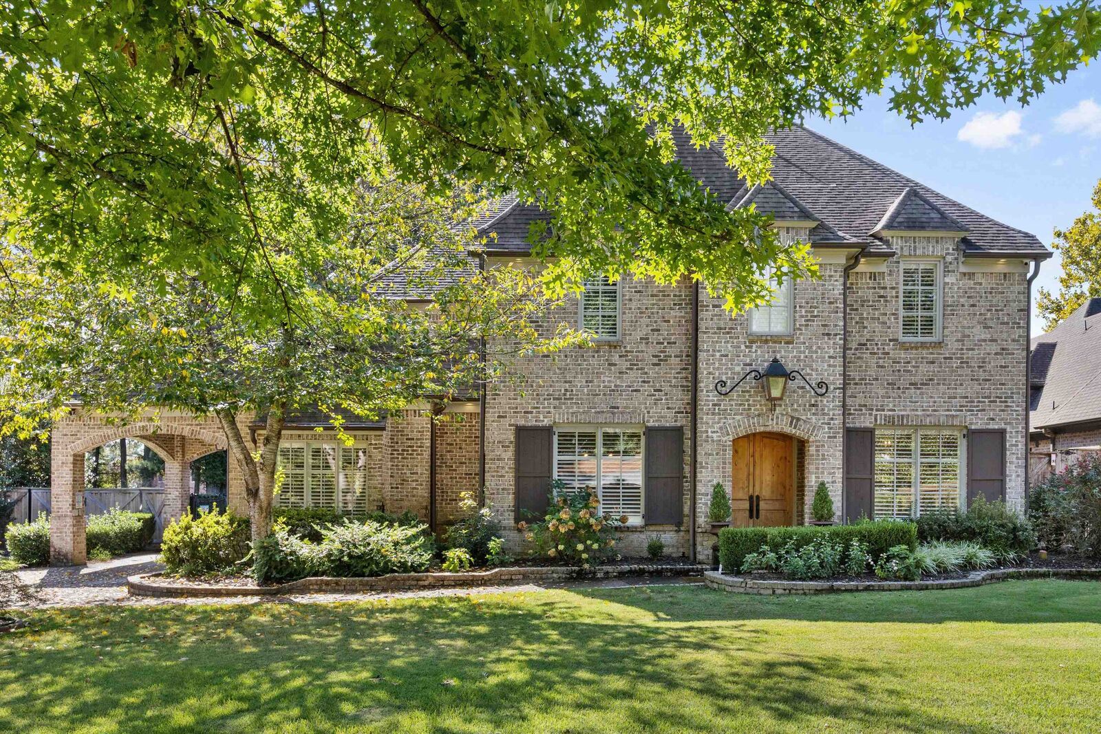 Property Photo:  4829 Normandy Ln  TN 38117 