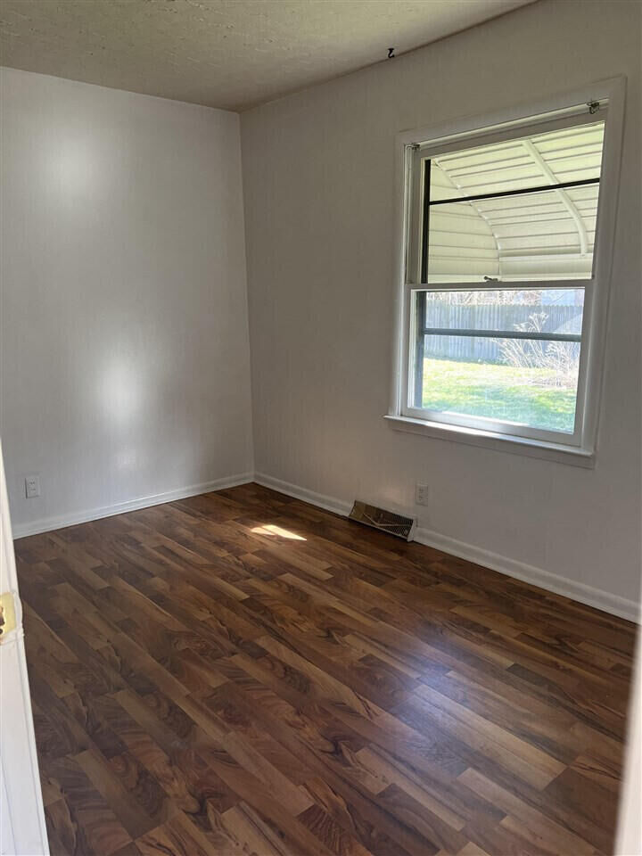 Property Photo:  833 W Atherton Road  MI 48507 