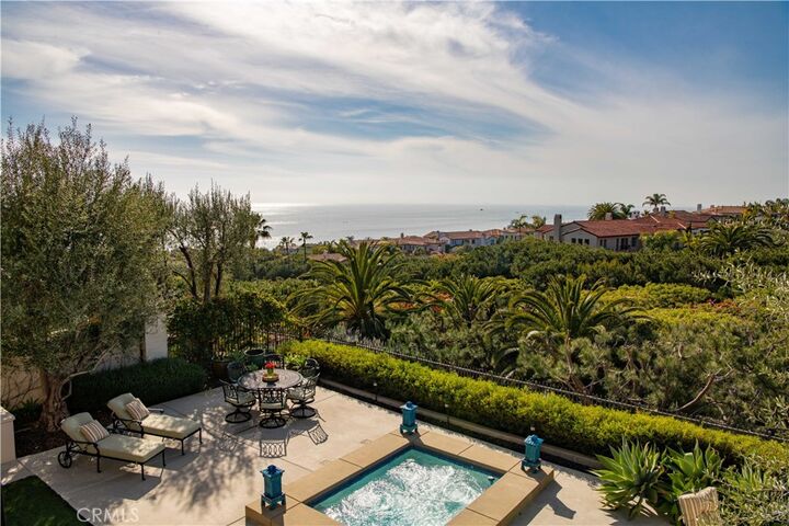 Property Photo: 6 Surfspray Bluff CA 92657