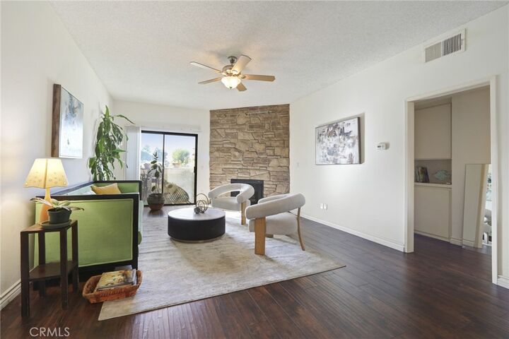 Property Photo:  14050 Magnolia  CA 91423 