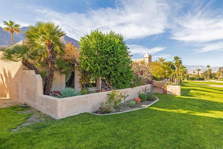 Property Photo:  202 Pointing Rock Drive 6  CA 92004 
