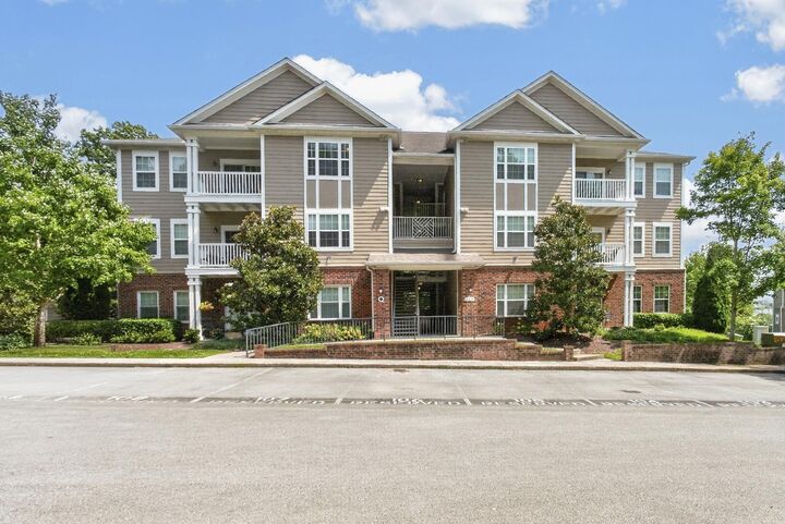 Property Photo: 8605 Peckham Ln 9 TN 37013