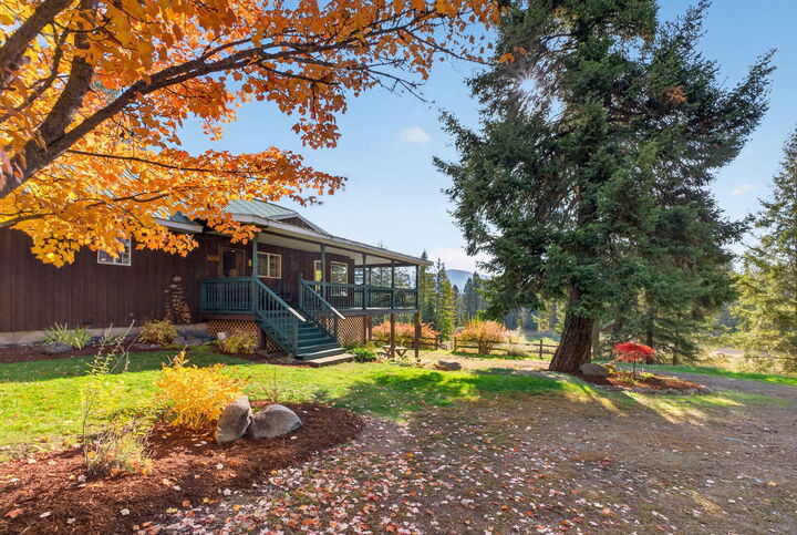 Property Photo:  3415 Northport Flat Creek Rd  WA 99114 
