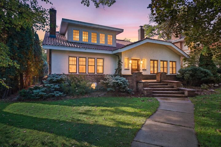 Property Photo: 2409 W 22nd Street MN 55405