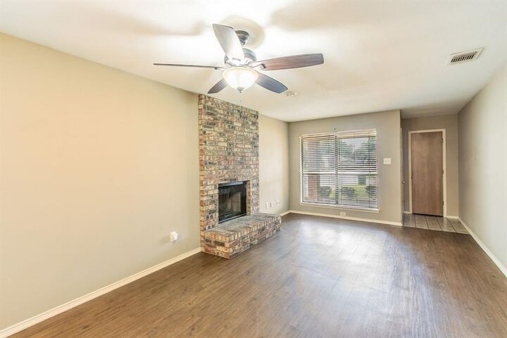 Photo de la propriété: 6847 Sierra Drive TX 76180