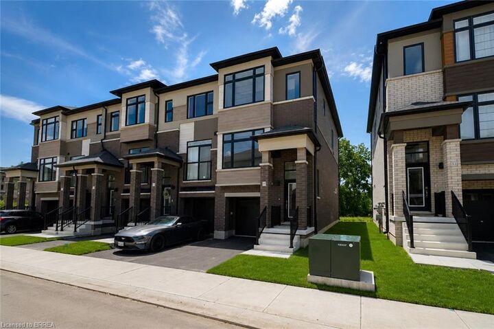 Property Photo:  313 Conklin Road 50  ON N3T 5L5 