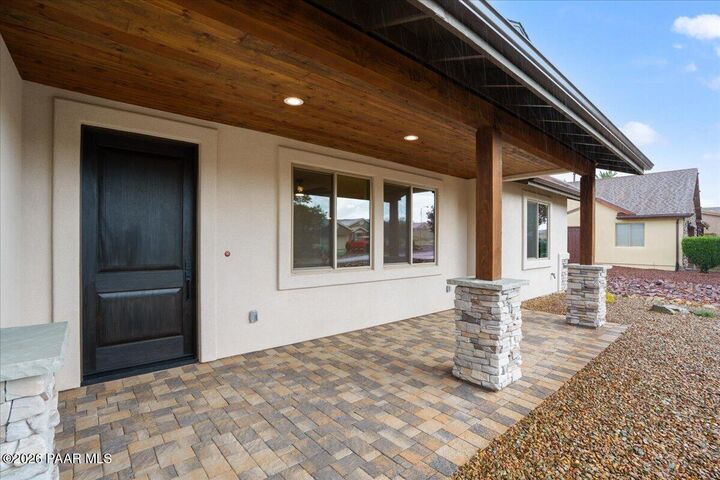 Property Photo:  2480 Gables Way  AZ 86323 