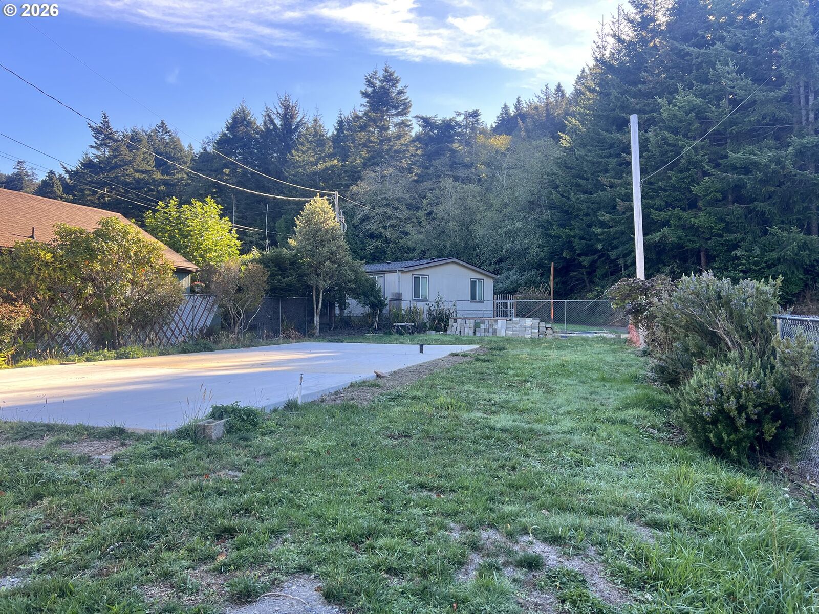 Property Photo: 29515 Myrtle Ln OR 97444