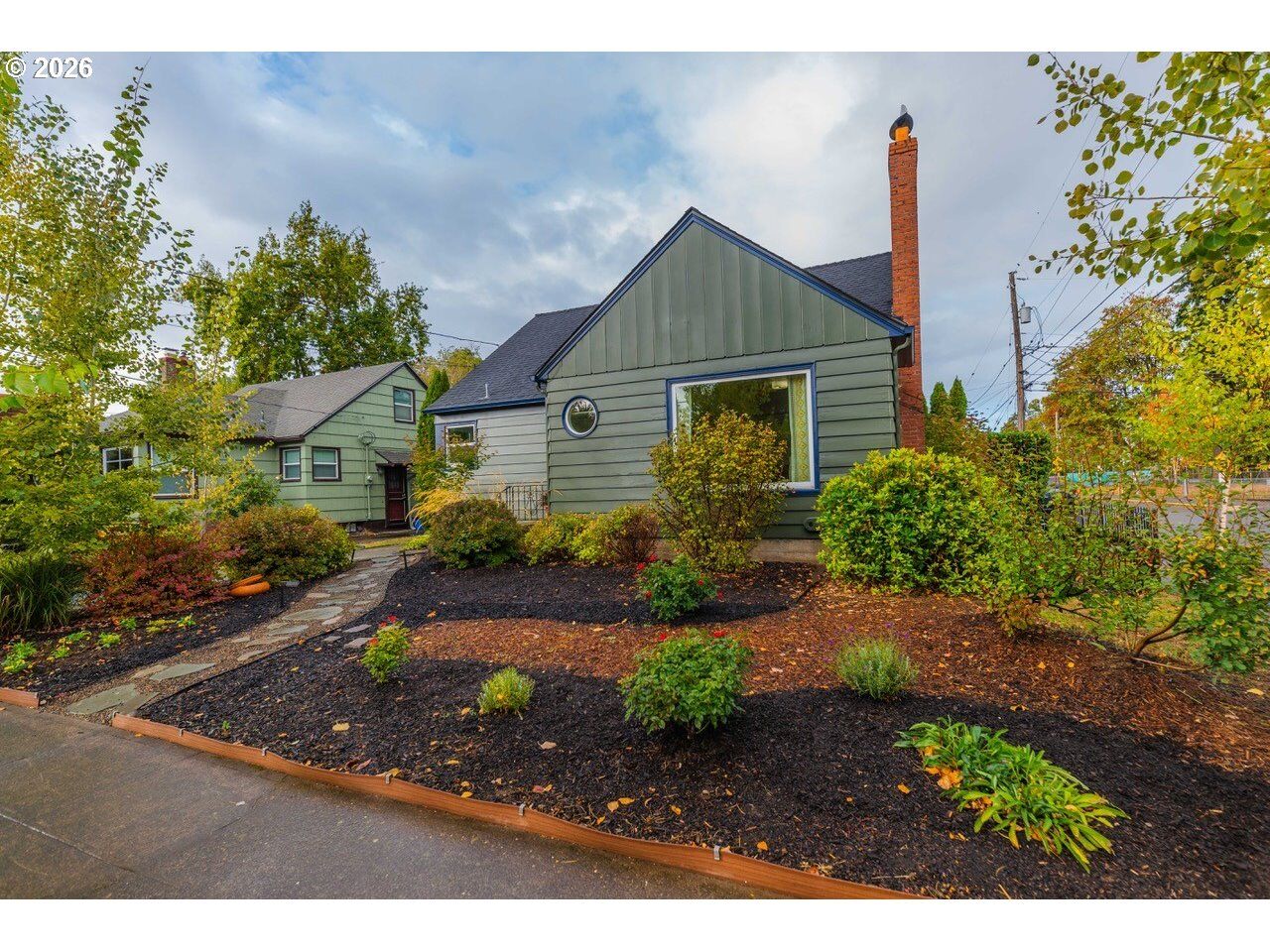 Property Photo:  505 N Baldwin St  OR 97217 