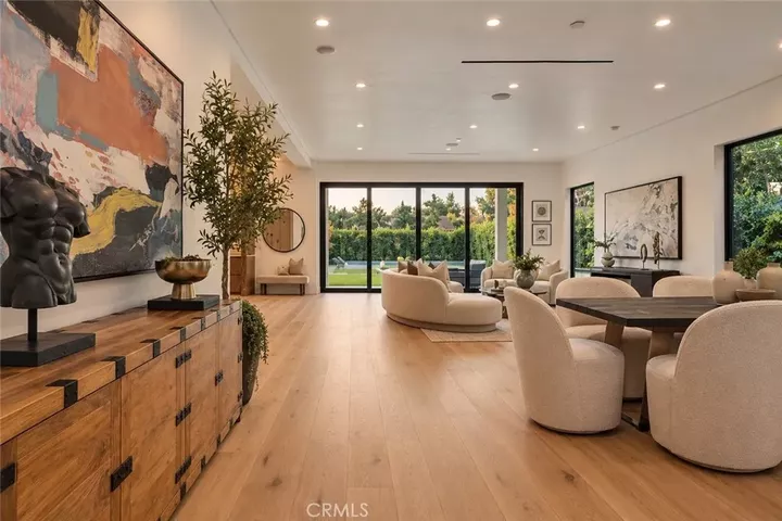 Property Photo:  22816 Erwin  CA 91367 