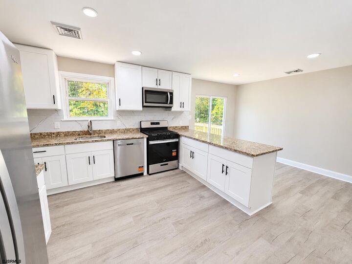 Property Photo:  367 Broadlane Road  NJ 08094-4009 