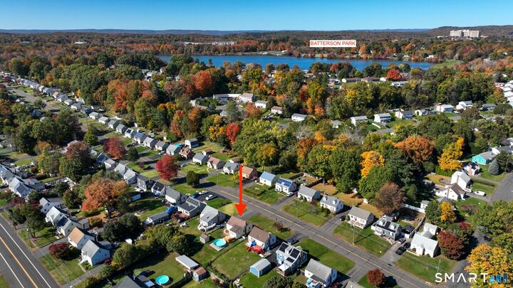Property Photo:  96 Country Club Road  CT 06053 