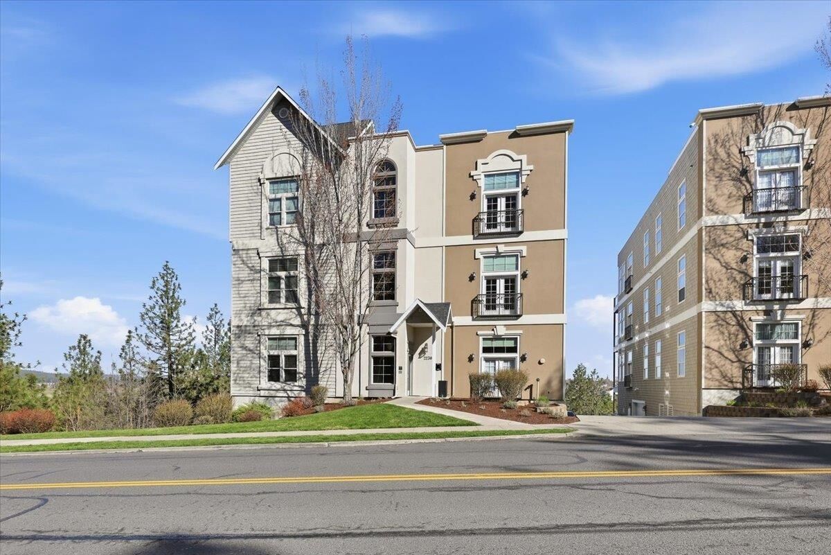 Property Photo: 2230 W Riverside Ave, #101 WA 99201