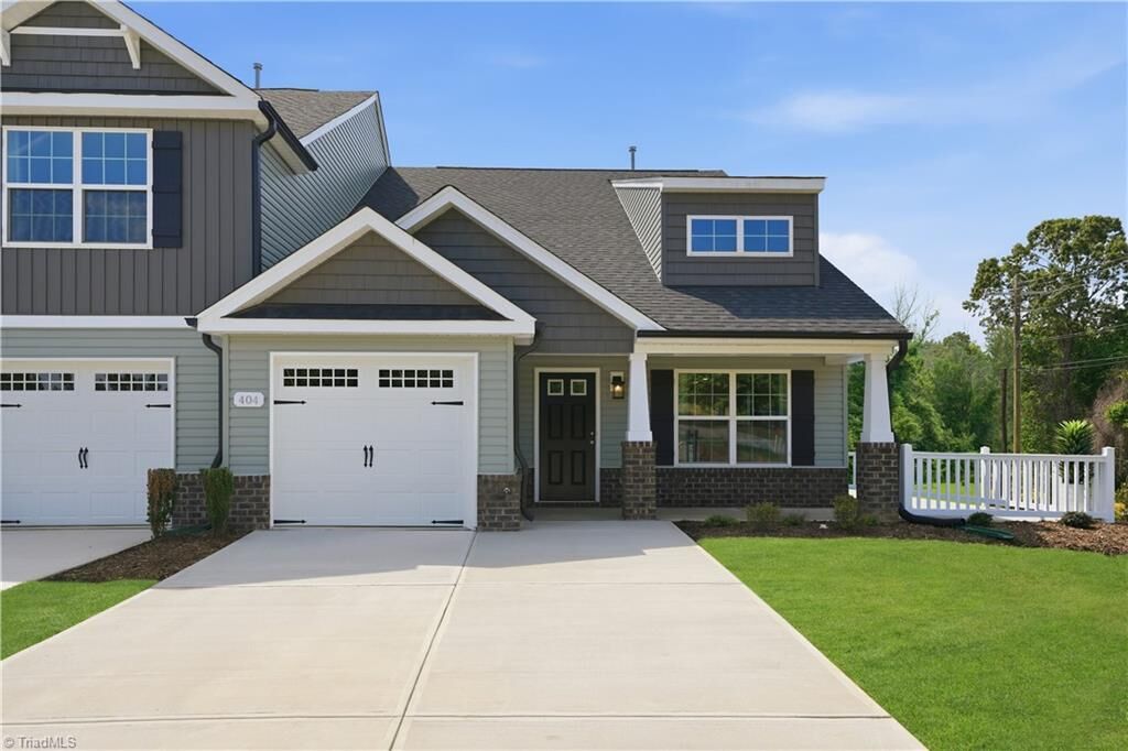 Property Photo:  108 Sienna Court  NC 27298 