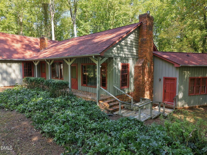 Property Photo:  1207 Dairyland Road  NC 27516 