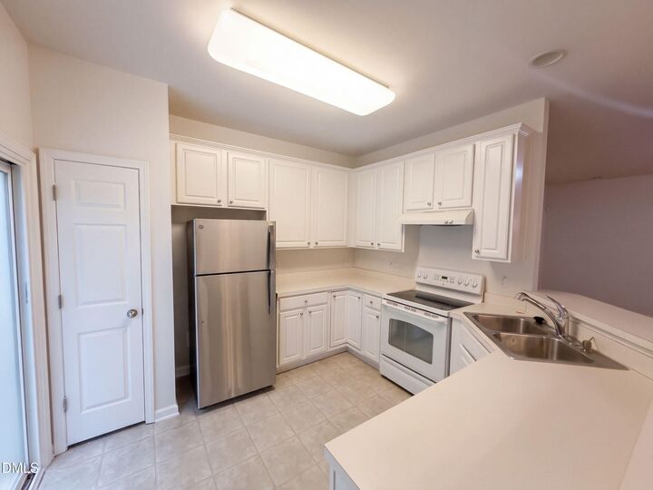Property Photo:  4204 Camden Woods Court  NC 27612 