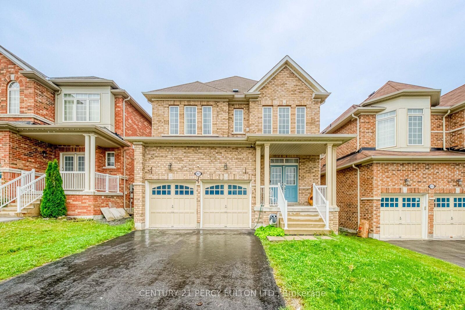 Property Photo: 937 Greenhill Avenue ON L1K 0C3