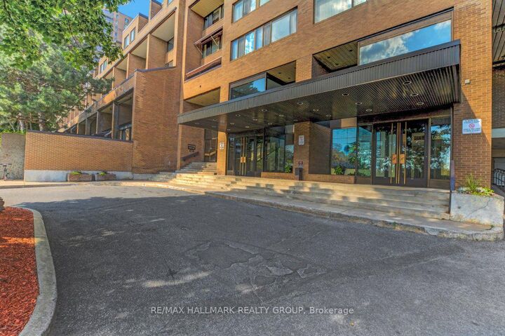 Property Photo:  515 St Laurent Boulevard 810  ON K1K 3X5 