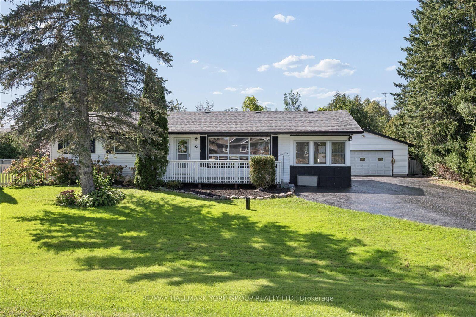 Property Photo:  92 Sunset Beach Road  ON L0E 1N0 