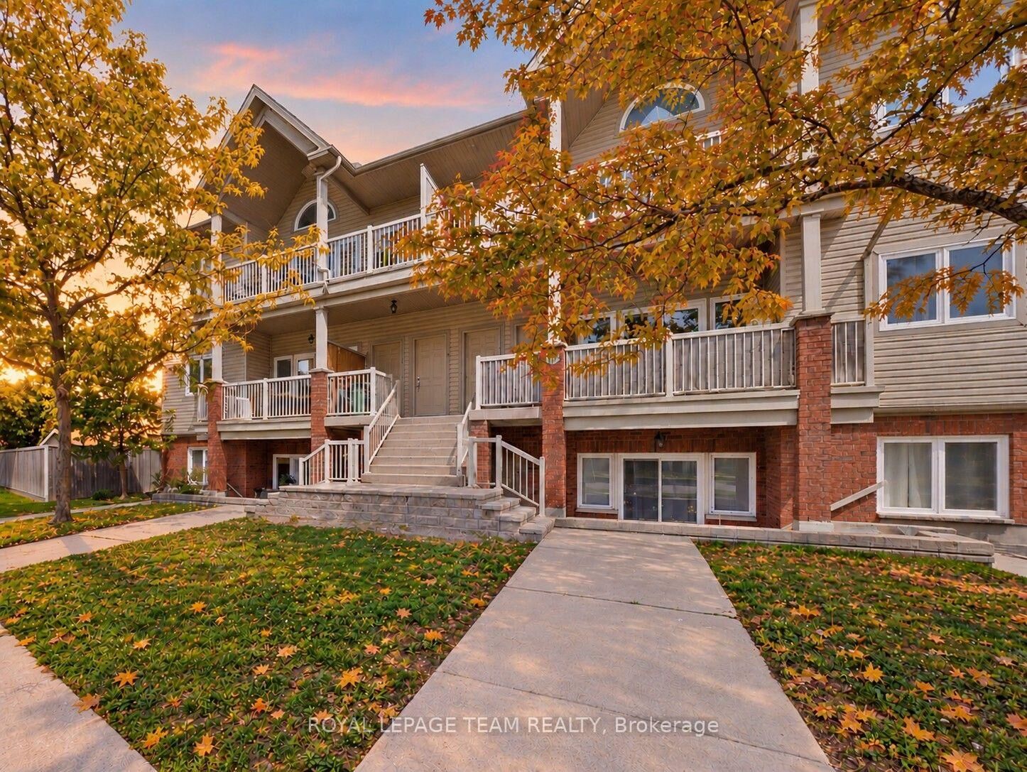 Property Photo:  165 Waterbridge Drive 9  ON K2G 7G3 