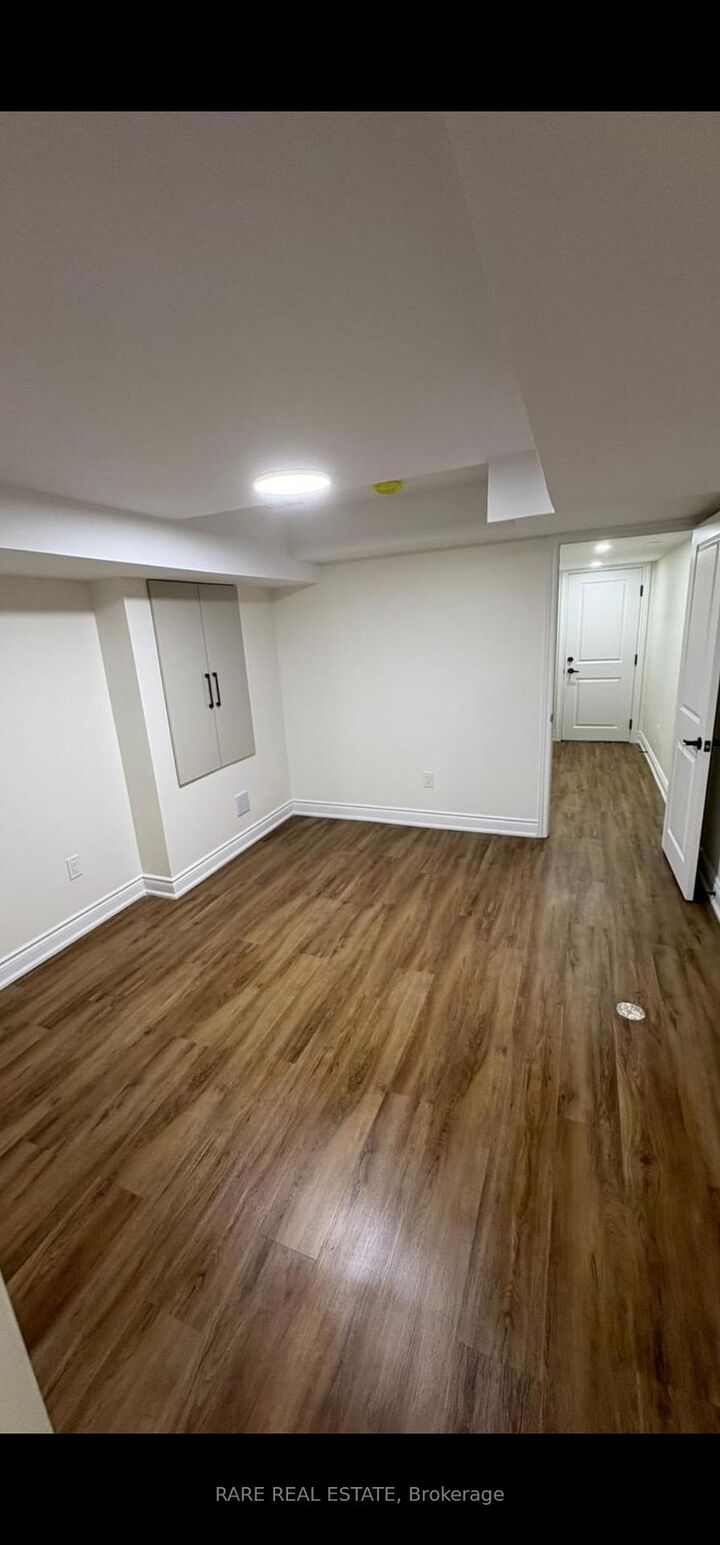 Property Photo:  48 Sapwood Crescent Bsmt  ON L6Z 1W5 