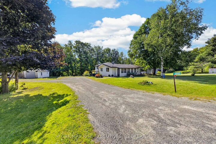 Photo de la propriété:  6900 Perth Road  ON K0H 2L0 