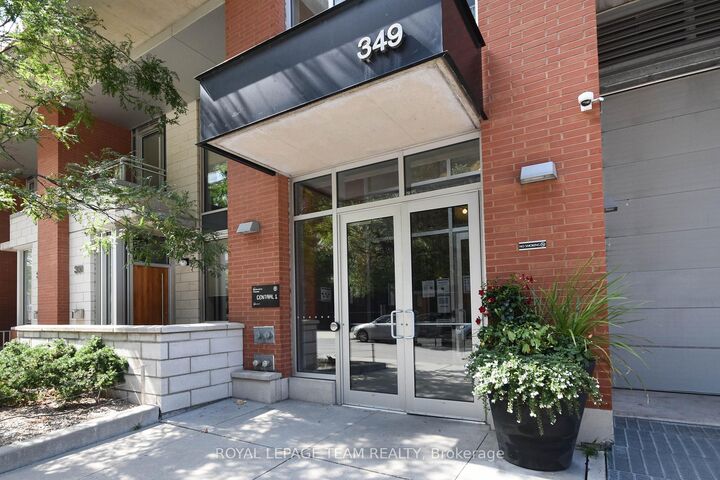 Property Photo:  349 McLeod Street 726  ON K2P 0S1 