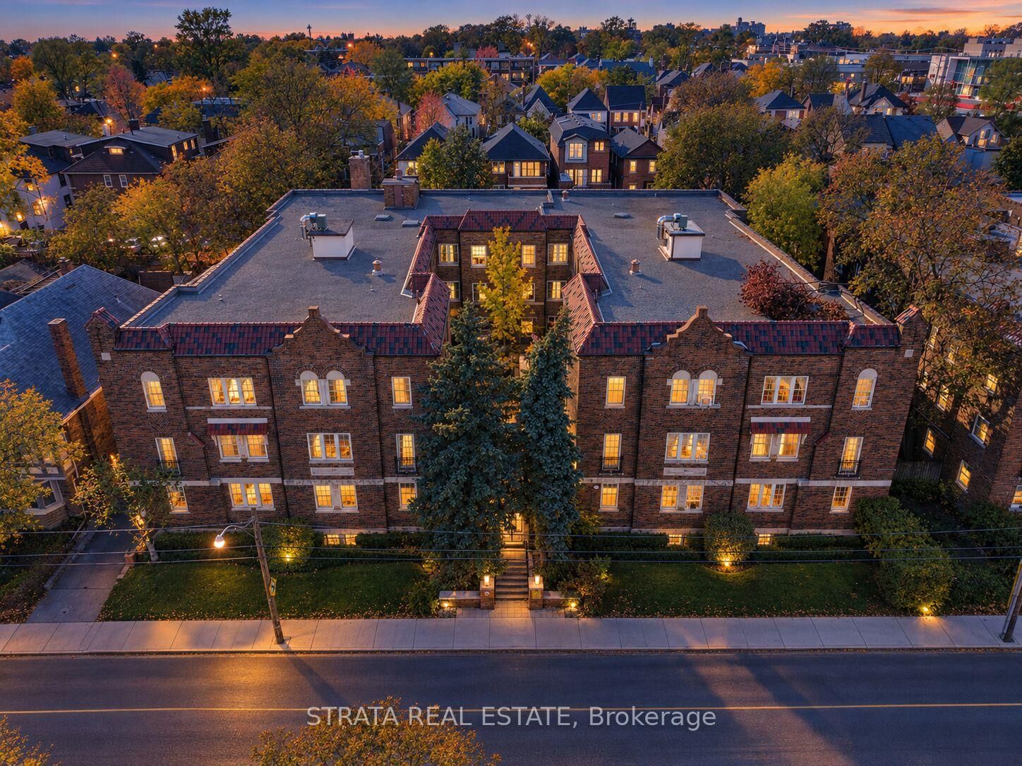 Property Photo:  480 Oriole Parkway 207  ON M5P 2H8 