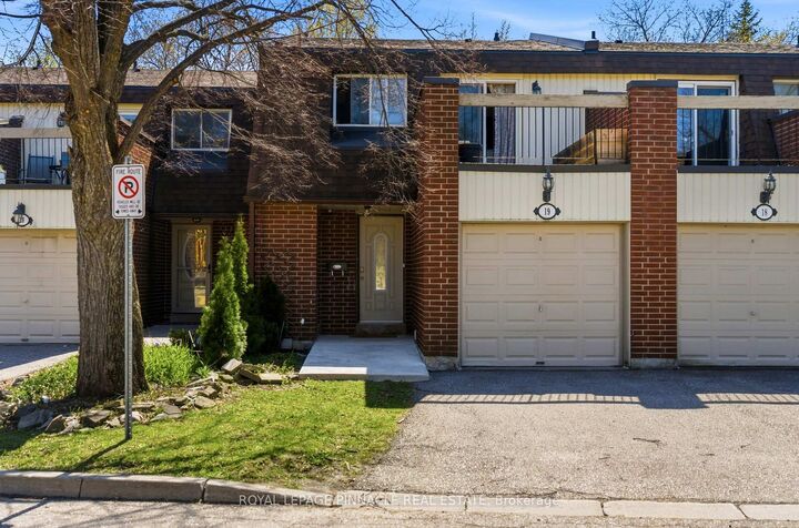 Property Photo:  6240 Montevideo Road 19  ON L5N 2N7 