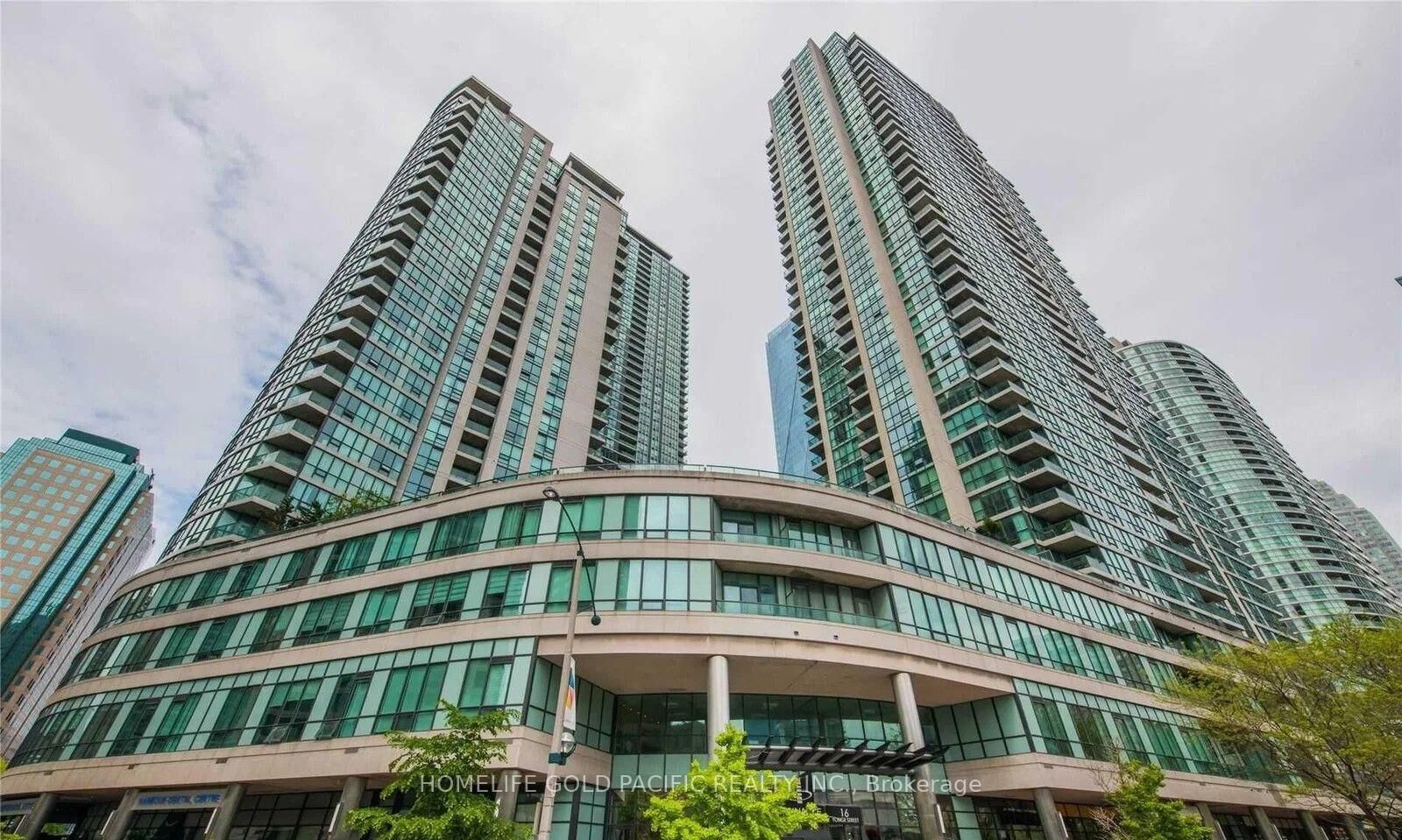 Property Photo:  16 Yonge Street 1413  ON M5E 2A1 