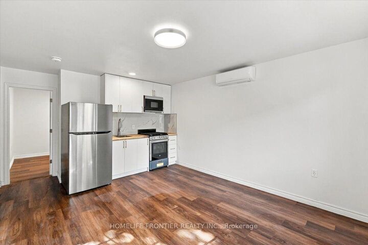 Property Photo:  99 Regent Road Unit 3  ON M3K 1H2 
