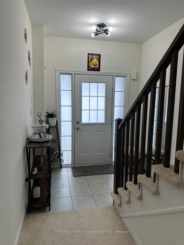 Property Photo:  20 Stauffer Road  ON N3V 0B2 