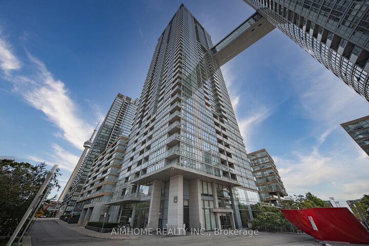 Property Photo:  15 Iceboat Terrace 3206  ON M5V 4A5 