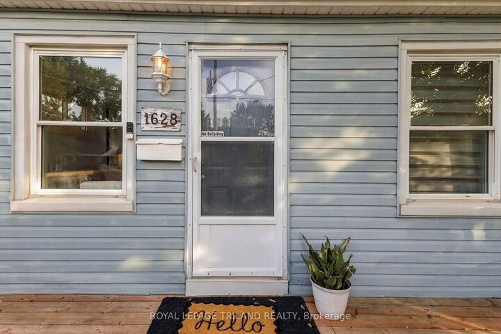 Property Photo:  1628 Churchill Avenue  ON N5W 2K9 