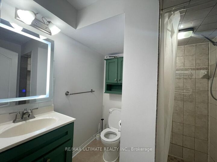 Property Photo:  101 Convoy Crescent  ON L6A 3H3 