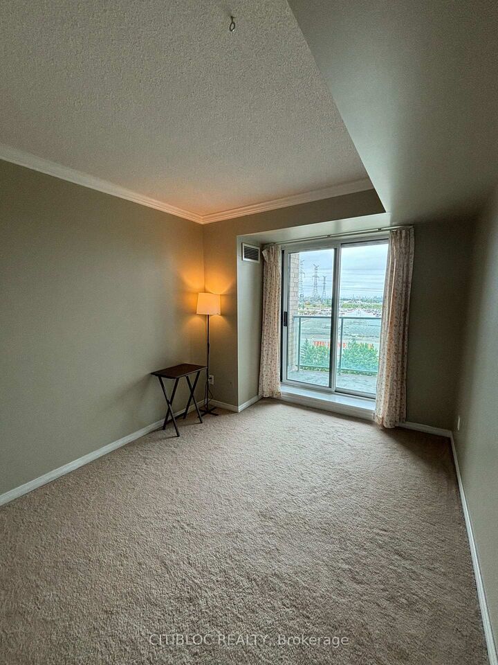 Property Photo:  23 Oneida Crescent 708  ON L4B 0A2 