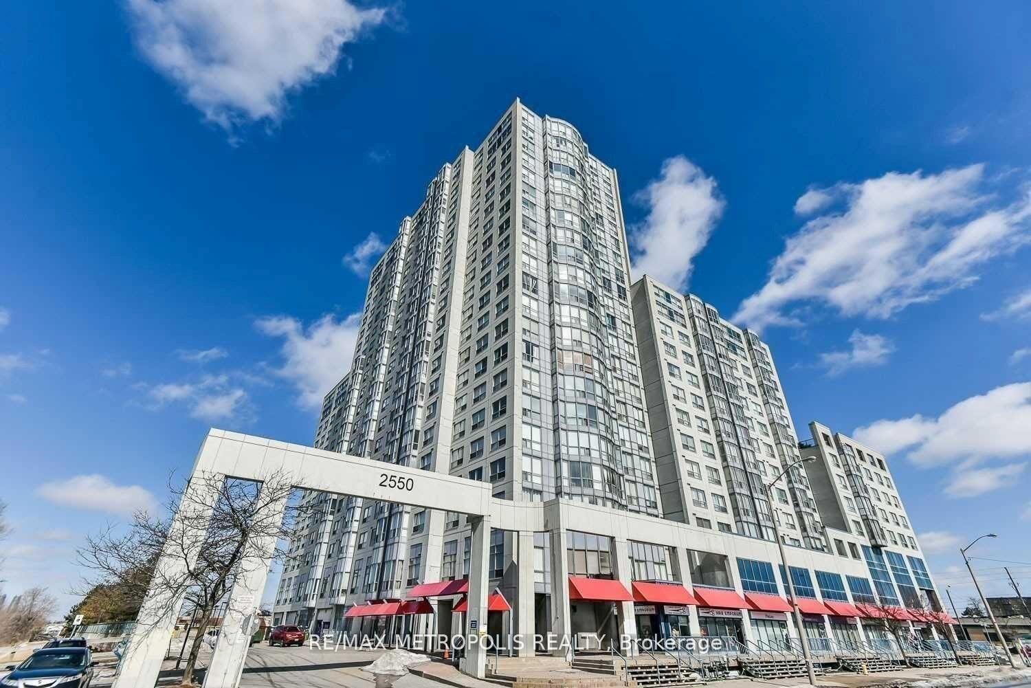 Property Photo:  2550 Lawrence Avenue E 1202  ON M1P 2R7 