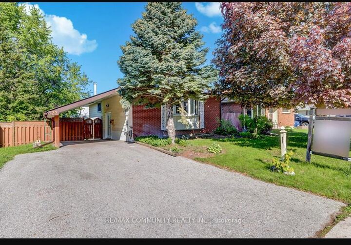 Property Photo:  822 Central Park Boulevard N Bsmt  ON L1G 6B1 