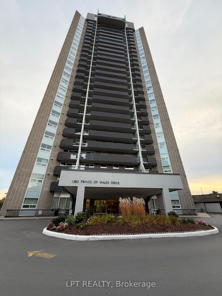 Property Photo:  1380 Prince Of Wales Drive S 510  ON K2C 3N5 