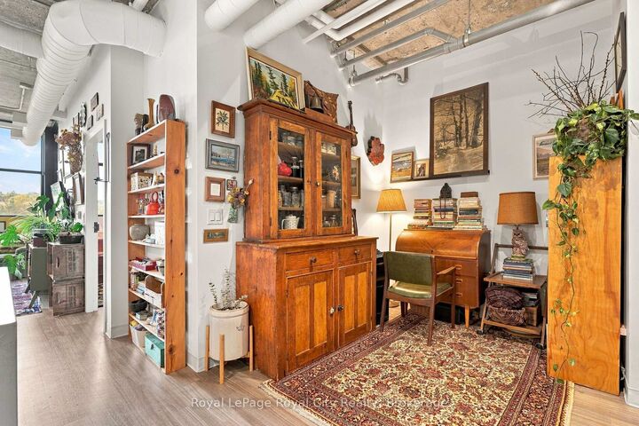 Property Photo:  120 Huron Street 409  ON N1E 0T8 