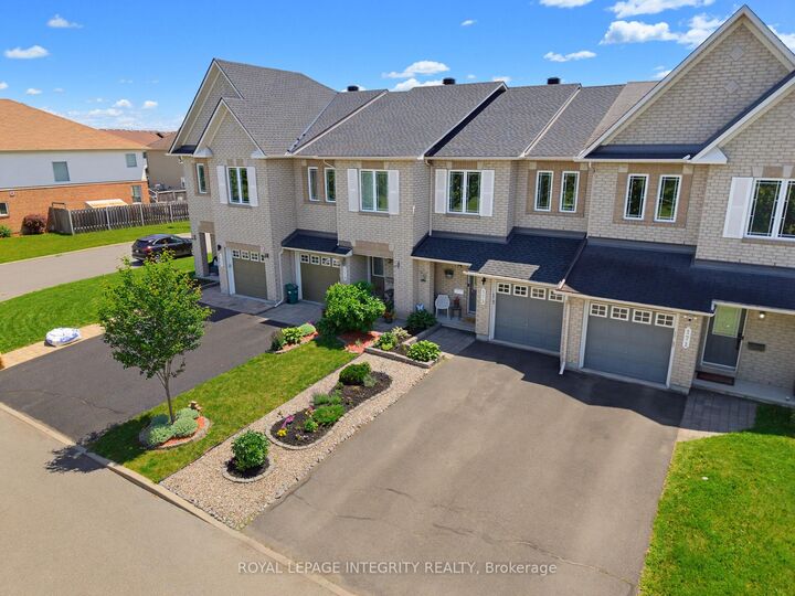 Property Photo:  173 Silvermoon Crescent  ON K4A 0P6 