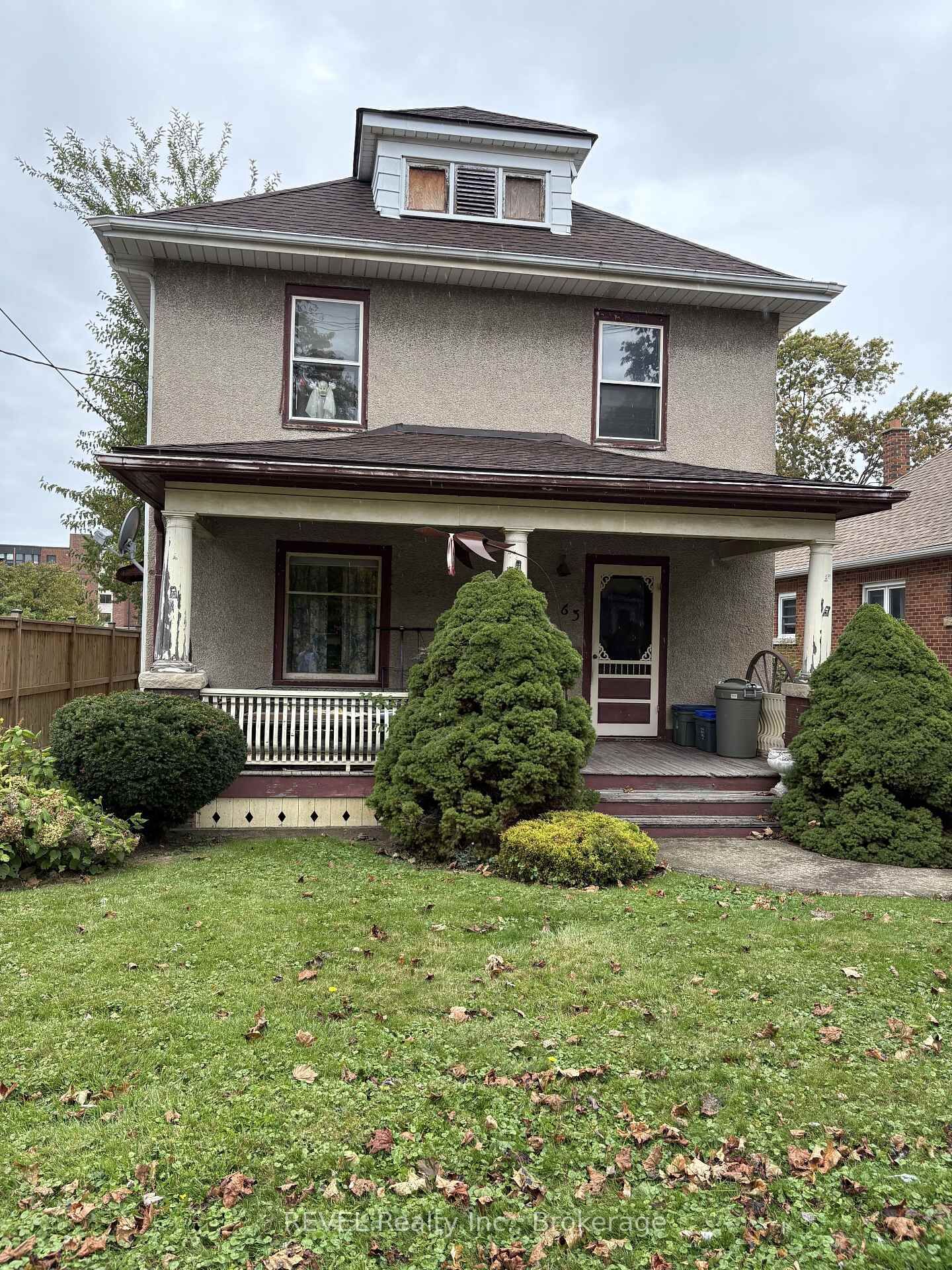 Property Photo:  63 Carleton Street S  ON L2V 1Z9 
