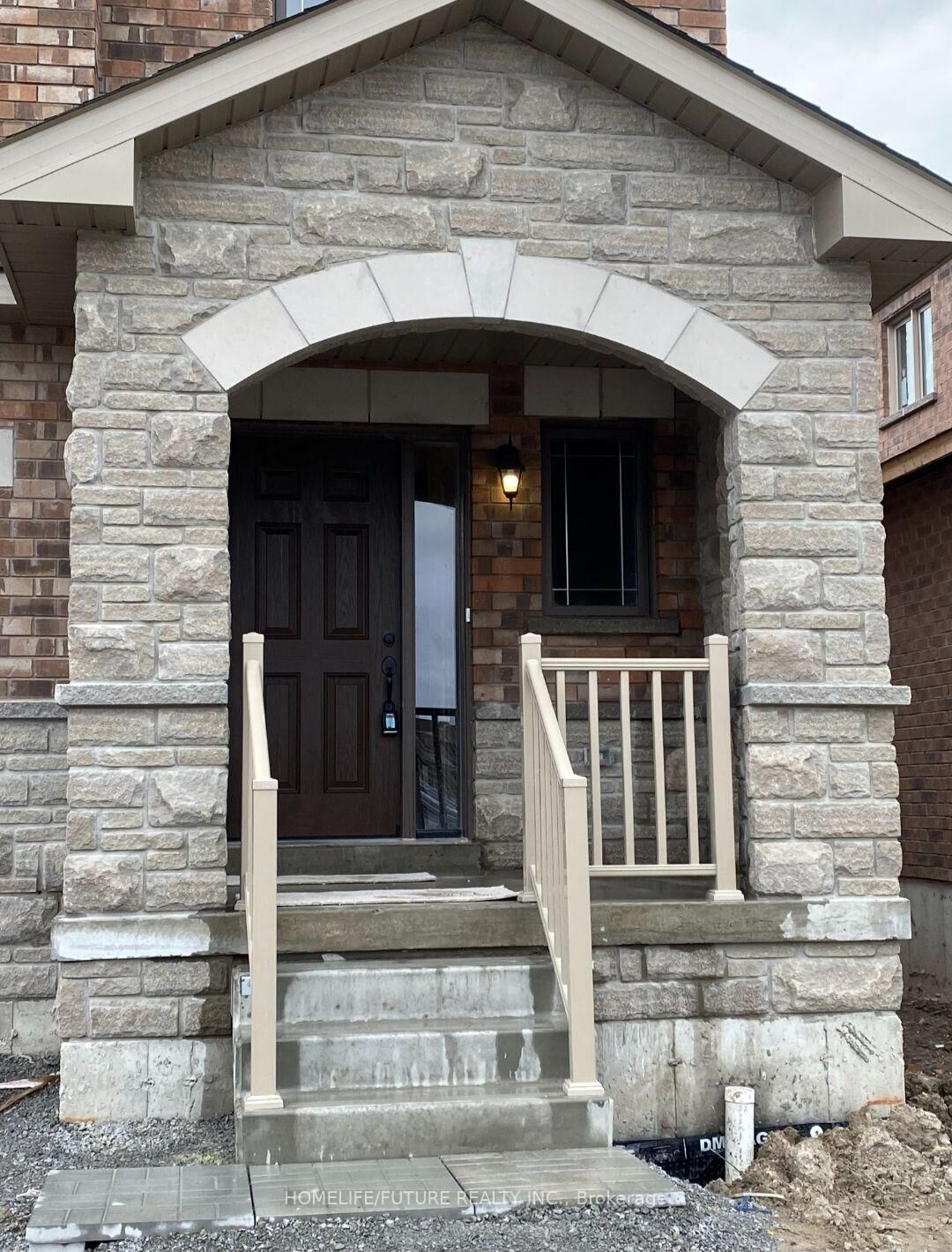 Property Photo:  40 Terry Clayton Avenue  ON L0K 1A0 