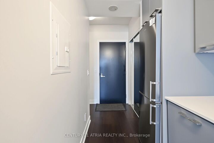 Property Photo: 9471 Yonge Street 528 ON L4C 0Z5