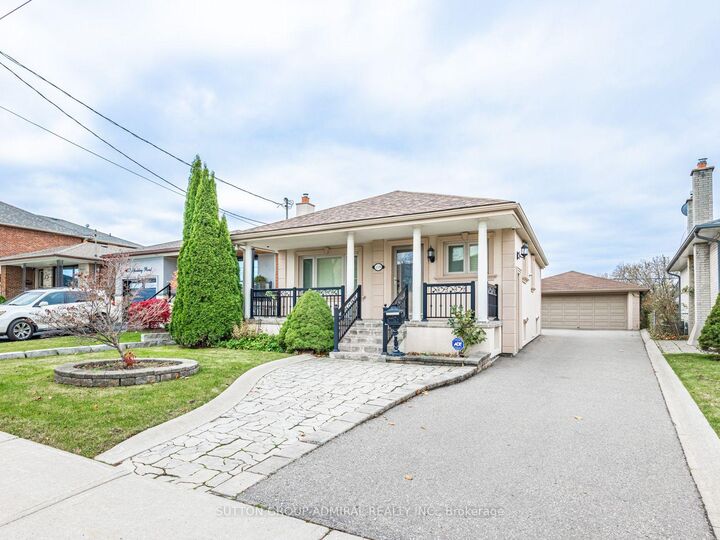 Property Photo:  159 Spalding Road  ON M3K 1K3 