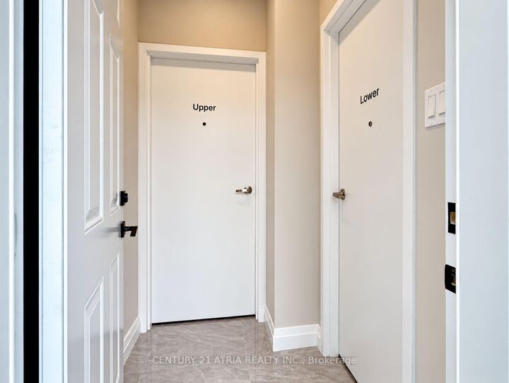 Property Photo:  92 Lappin Avenue Lower  ON M6H 1Y4 