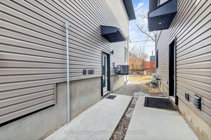 Property Photo:  151 Longpre N/A N B  ON K1L 7J5 