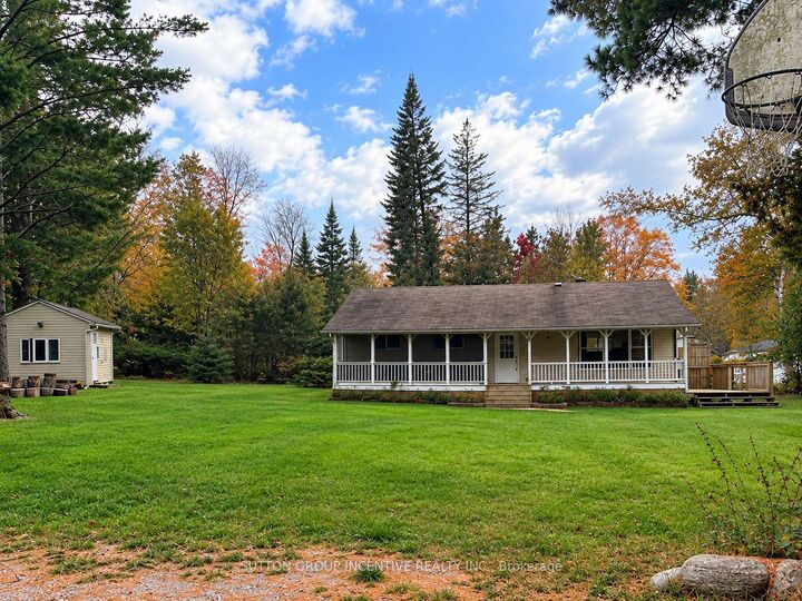 Property Photo:  52 Grandview Crescent  ON L0L 2E0 