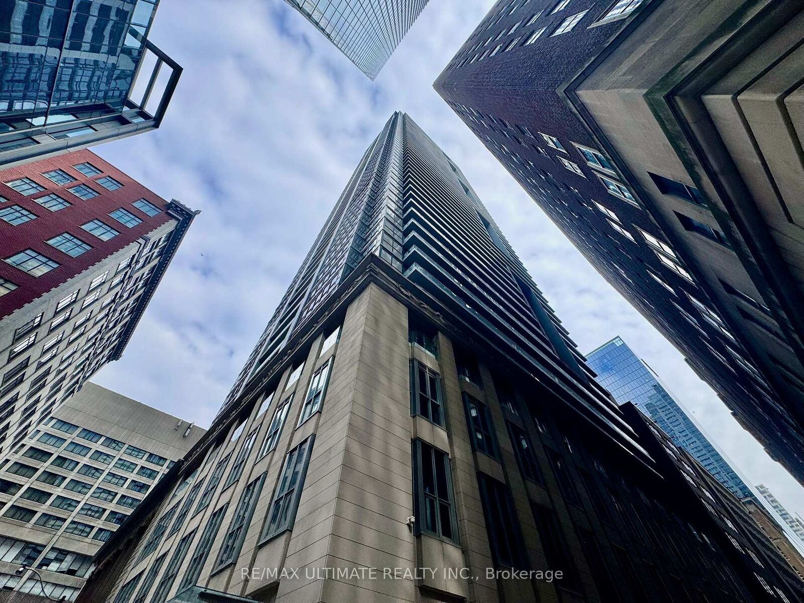 Property Photo:  70 Temperance Street 605  ON M5H 0B1 